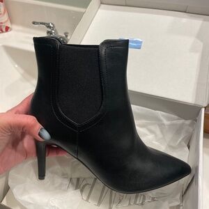 Women’s black boots